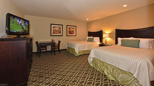 Sunday House Inn And Suites Fredericksburg Exterior photo